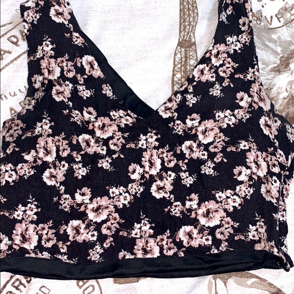 VINTAGE. FLORAL.
